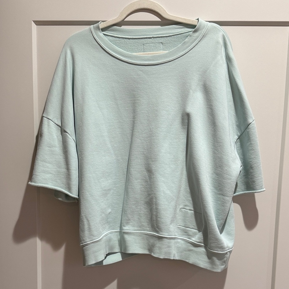 Daily Drills Cropped Sleeve Crew (lake day)